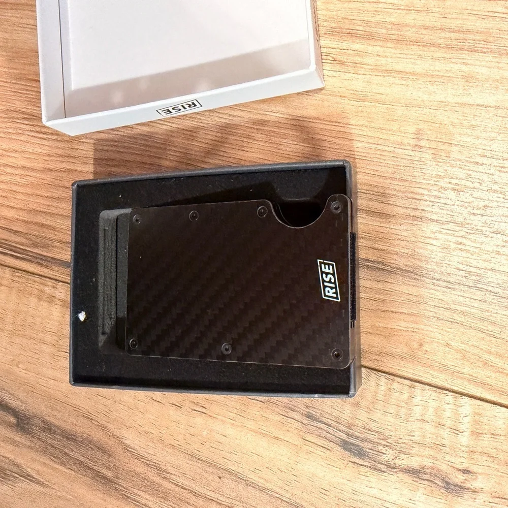 Rise Carbon Fiber Wallet